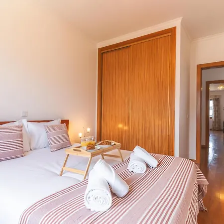 Views Of Madeira By Atlantic * Ilheu do Gorgulho